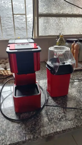 Cafeteira expresso e pipoqueira
