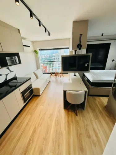 Lindo Studio, 29m2,  recém-entregue e totalmente reformado e equipado, seja o primeiro a m