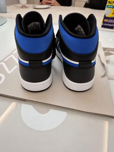 Jordan Mens Air Jordan 1 Mid 554724 140 Racer Blue/Black/White <br><br>*R<br><br>*R$