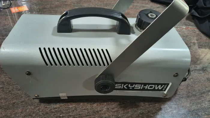 Máquina de fumaça Sky show com controle remoto