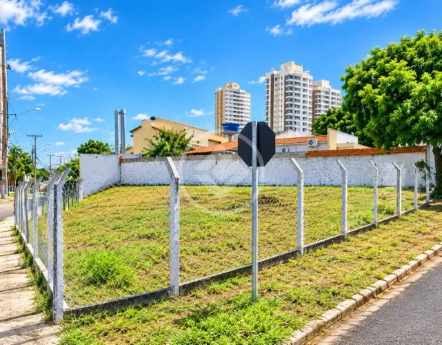 Terreno comercial à venda no bairro Pico do Amor codigo: 392596