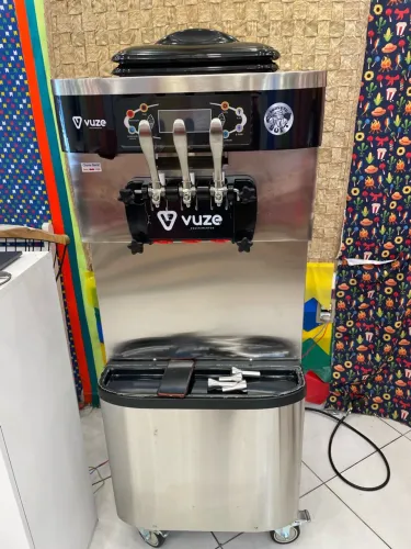 Máquina de Sorvete Expresso Vuze Artic Vert 38L Apenas 1 semanas de uso! (Com Garantia)