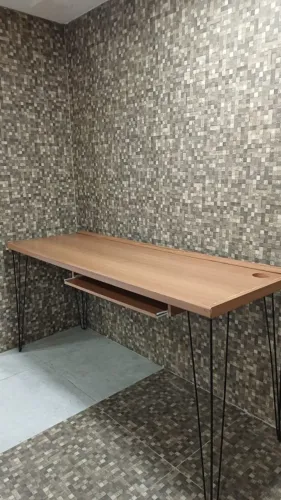 Bancada de Escritório em MDF com Prateleira - Ideal para Home Office