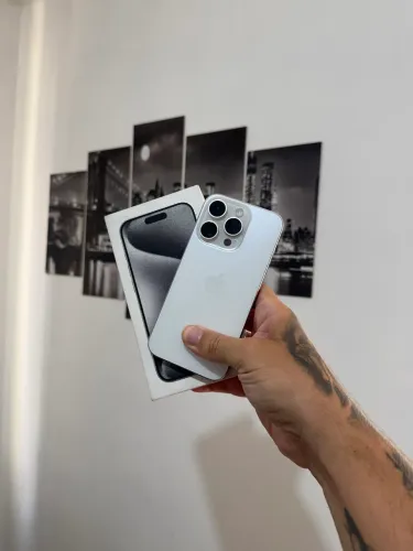 iPhone 15 pro 128GB