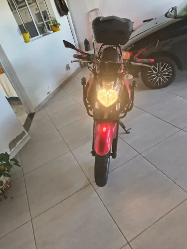Vendo Fazer 250
