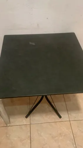 Mesa de mármore 70x70