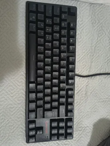 Teclado Mecânico Reddragon 75%