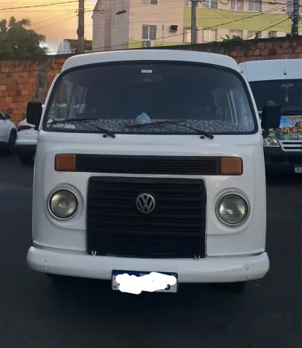 Volkswagen Kombi Lotação 1.4 MI Total Flex 8V 2012
