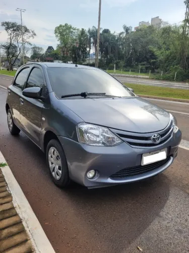 Toyota Etios X 1.3 Flex 16V 5P Mec. 2016
