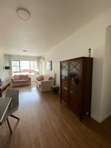 Apartamento e respectiva vaga de garagem para venda ou aluguel em frente à praia São Vicen