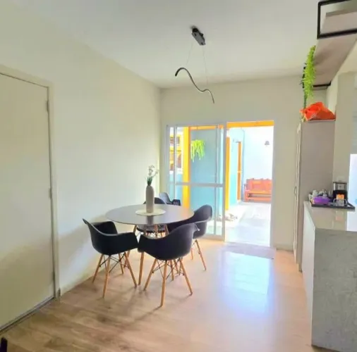 Sobrado 76m² 2 Dormitórios 2 banheiro 2 Vagas - Jd Sara Cooper - Suzano
