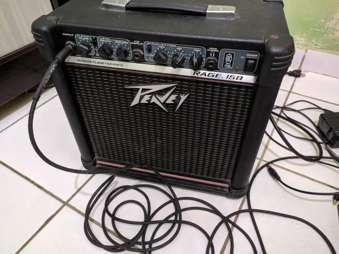 Amplificador Peavey Rage 158 cubo de guitarra