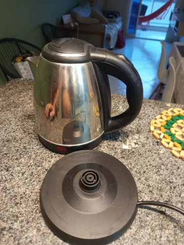 Chaleiras elétricas 