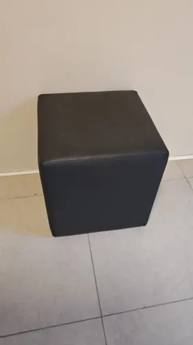 Puff Quadrado Preto