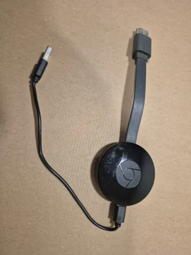 Google Chromecast 2ª Geração preto com cabo USB