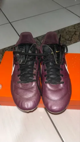 Chuteira campo Nike premier III FG 40