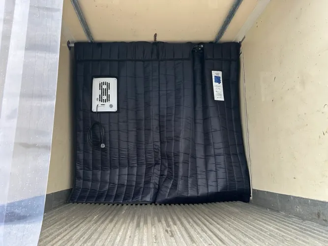 Divisória Térmica Cortina com Ventilação para Baú Caminhão Van