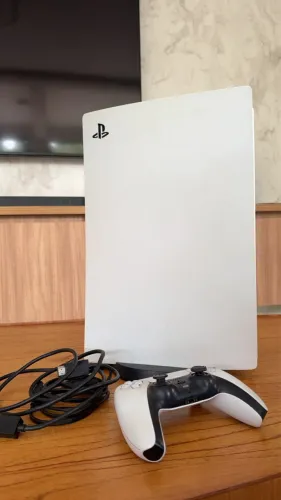 Ps5 slim ~ ÓTIMO ESTADO!