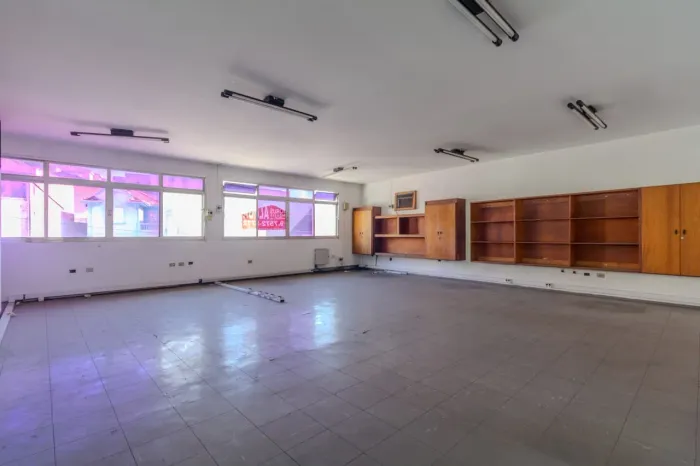 Sala comercial na Avenida Água Fria, 648 - Sala 1 80 m²