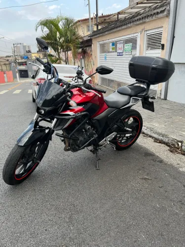 Yamaha Fazer FZ25 2024 | Único Dono | Protetor Coyote Incluso | ABS e computador de bordo