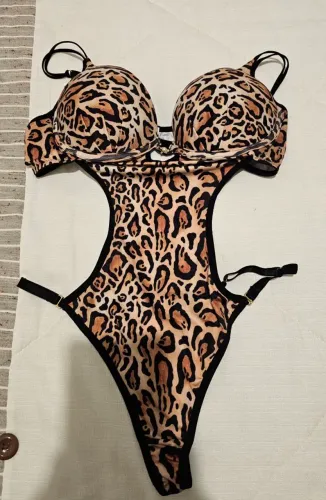 Body Lingerie Oncinha