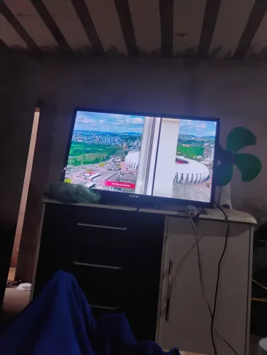 Vendo TV CCE no estado 150 reais não é Ismart