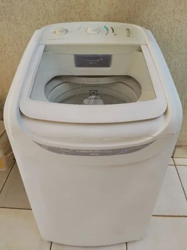 Máquina de lavar roupa Electrolux 10 kilos
