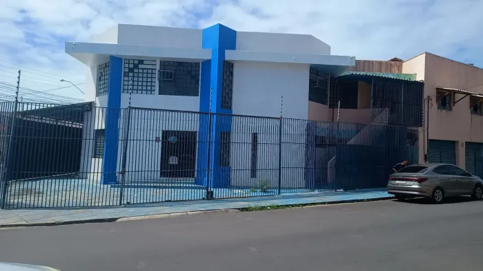 Prédio comercial ( França Morel)