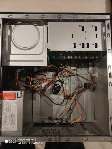 Gabinete + GT 420 + Fonte 250w + sata de cd