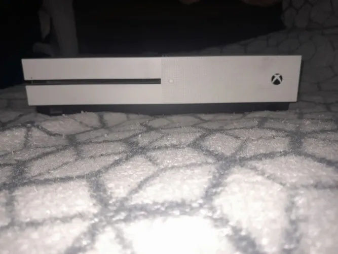 Troco xbox one 1TB usado por Nintendo switch 