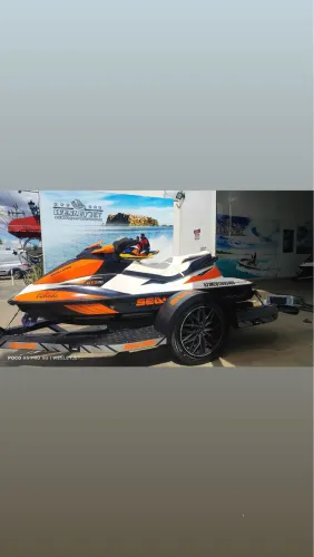Jet Ski 