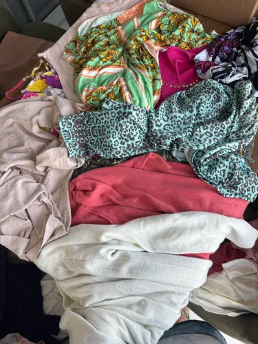 Lote roupas femininas ótimo estado 