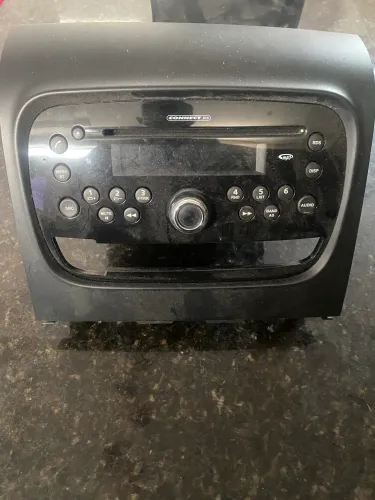 Aparelho de som rádio Fiat idea