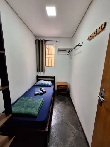 Quartos Individuais em bairro tranquilo da Zona Sul de SP