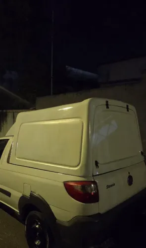 Capota de fibra pouco usado 