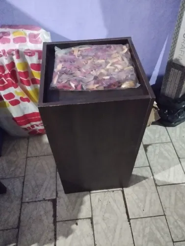 SUPORTE//BASE DE MESA MARROM USADO