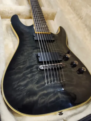 Guitarra 7 cordas Schecter Hellraiser C7 Special Indonésia