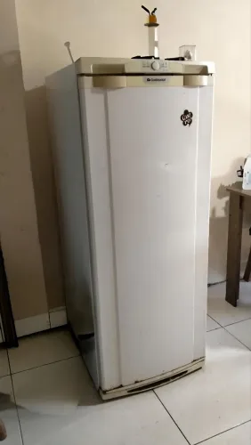 Vendo geladeira em campo grande 