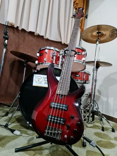 TRBX-605 FM Dark Red