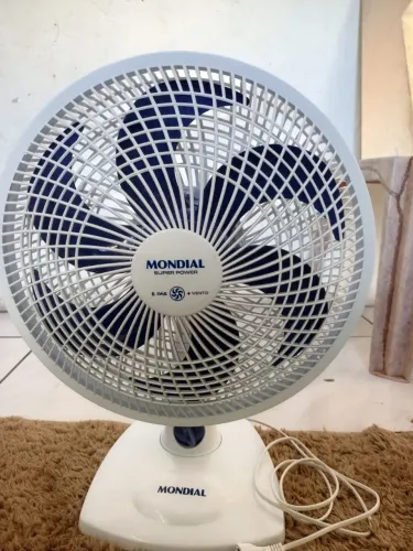 Ventilador de mesa Mondial