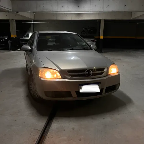 Chevrolet Astra Sedan 2.0/cd/ Expres.gls 2.0 8V 4P 2004