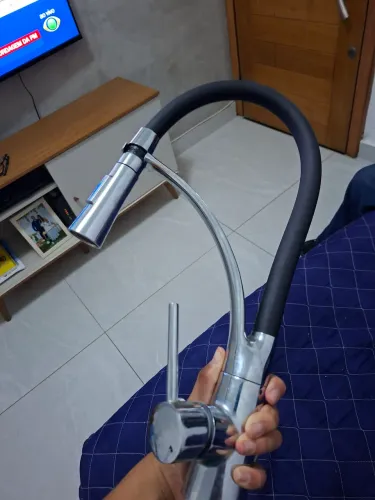 Torneira Cozinha Gourmet Monocomando Mangueira Preta 360 grau