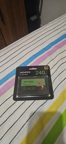SSD ADATA Ultimate SU630 de 240GB.
