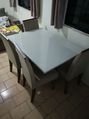 Mesa de Jantar 4 lugares