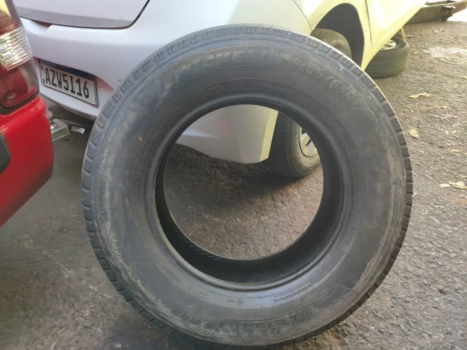 Pneu Michelin 265/65R17