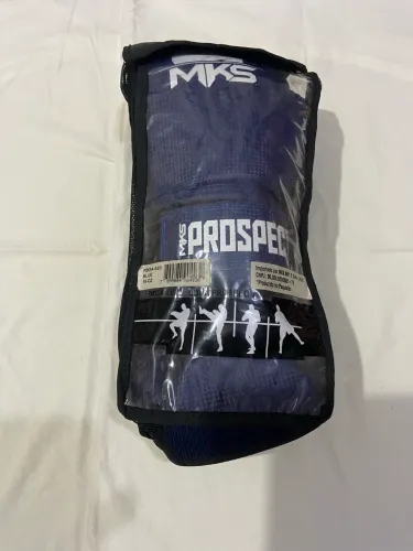 Luva de Box/Muay Thai com bandagem