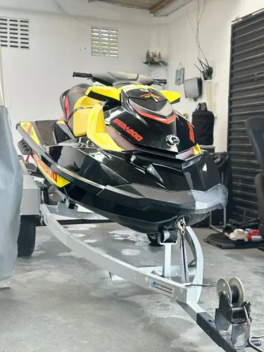 Seadoo gtr 215 ano 2015