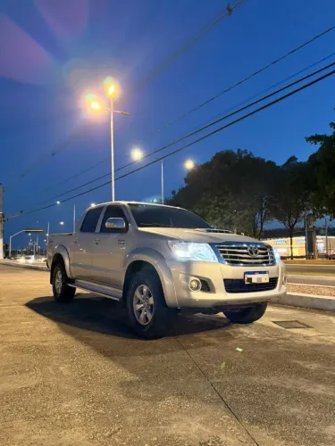 Toyota Hilux CD SRV D4-d 4X4 3.0 TDI Diesel AUT 2014