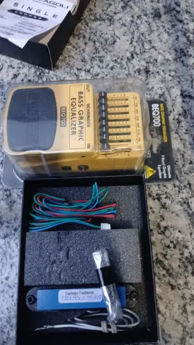 Pedal de contra baixo 