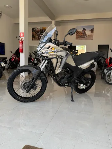 Sahara 300 adventure 2024